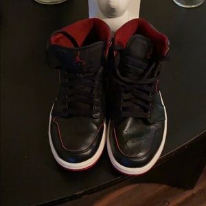 Air Jordan’s 1 Retro Mid Tennis